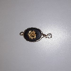 Small Rose Pendent